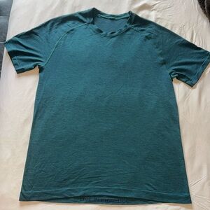 Lululemon Metal Vent Tshirt